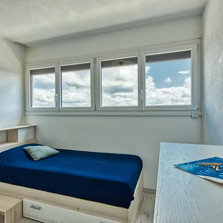 Les Oceanides-14 By Interhome Lägenhet *
